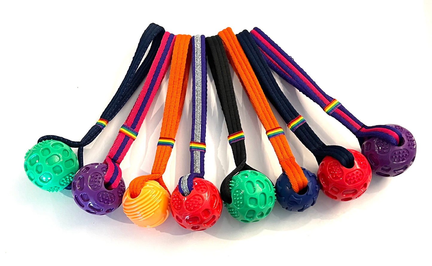 Medium Chuck Tug Balls